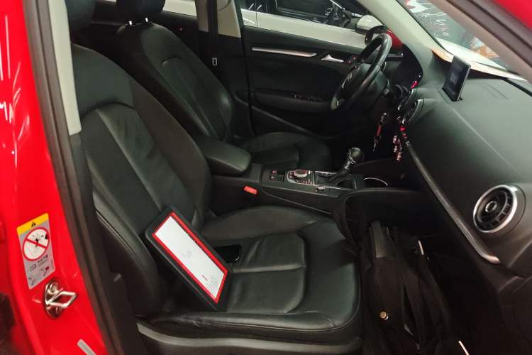 Used Audi A3 2015 Sportback 35 TFSI Millionth Anniversary Comfort Model
