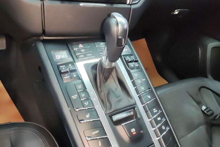 Used Porsche Macan 2017 Macan 2.0T

