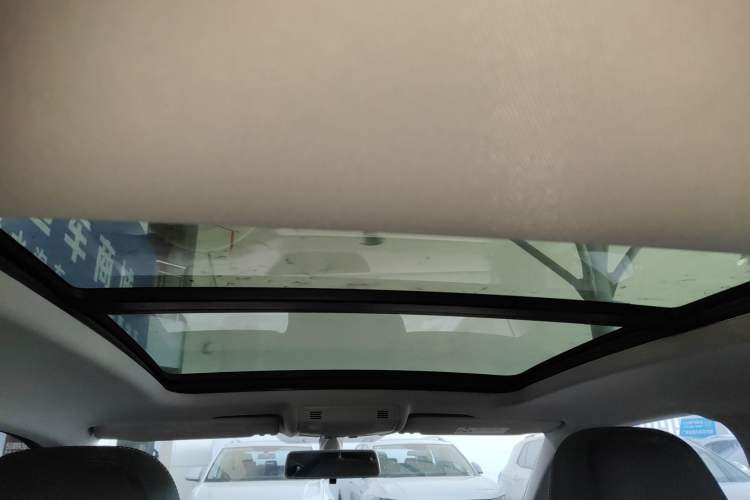 Used Volkswagen Tacqua 2023 200TSI DSG Joy-Connect Edition
