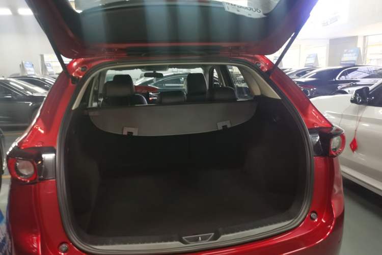 Used Mazda CX-5 2017 2.0L Automatic 2WD ZhiShang Trim China V Standard