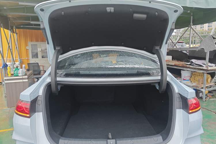 Used BYD Qin L 2024 DM-i 120KM Excellence Model
