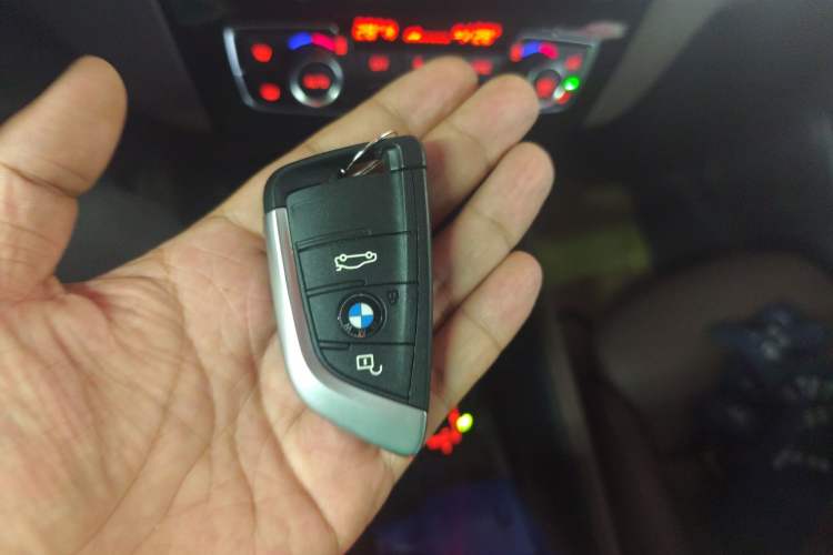 Used BMW X1 2022 sDrive20Li Luxury Model
