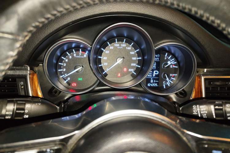 Used Zotye SR9 2017 2.0T Automatic Ultimate Light Edition