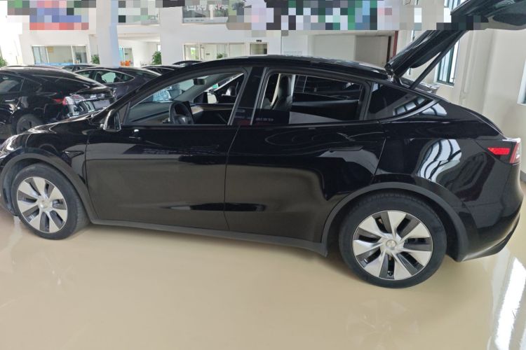 Used Tesla Model Y 2022 Rear-Wheel-Drive Version
