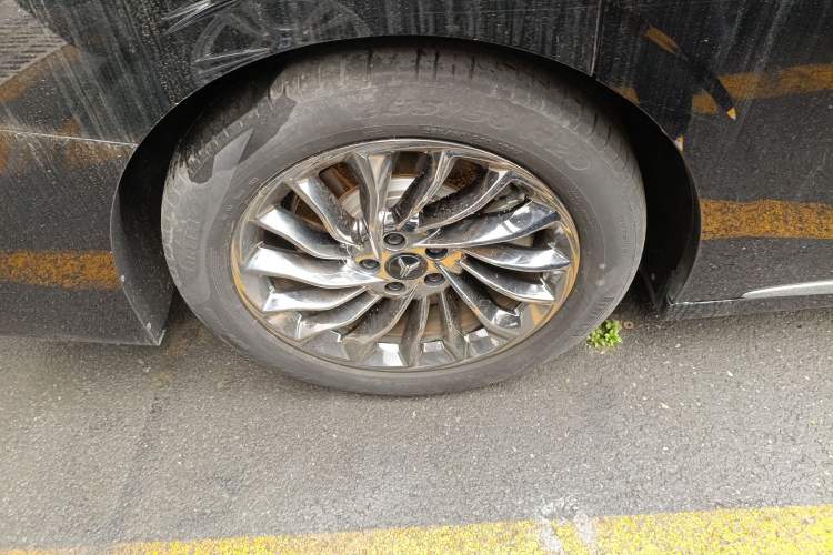 Used VOYAH Dream 2024 PHEV Ultra-Long Range Flagship Edition
