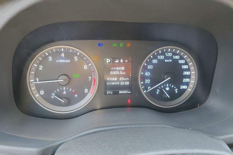 Used Hyundai Tucson 2018 1.6T Dual-Clutch Two-Wheel Drive 15th Anniversary Special Edition