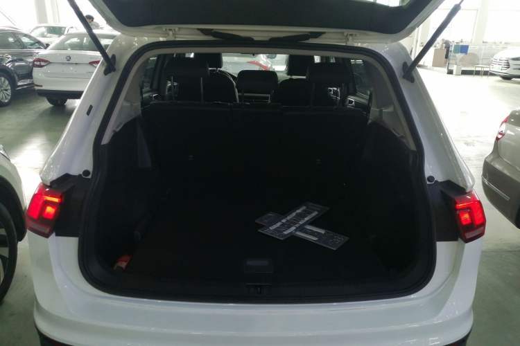 Used Volkswagen Tiguan L 2022 330TSI Automatic Two-Wheel Drive Comfort Edition
