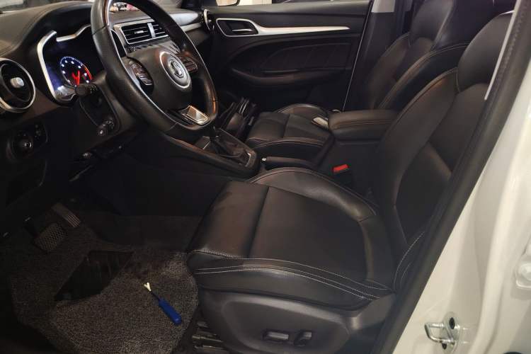 Used MG ZS 2018 1.5L Automatic Luxury Edition China V Standard
