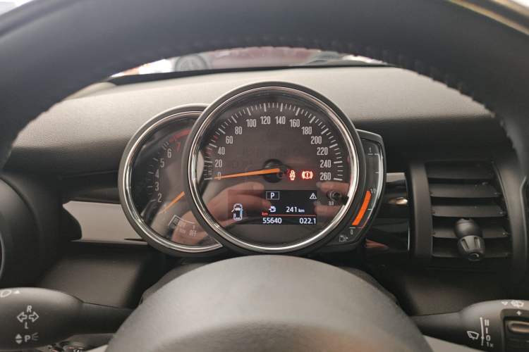 Used  MINI 2019 1.5T COOPER Classic Edition
