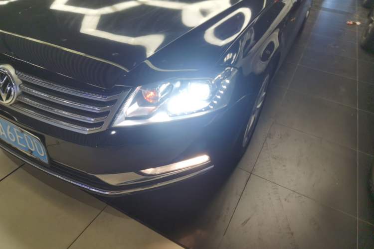 Used Volkswagen Magotan 2016 1.8TSI Luxury Comfort Model
