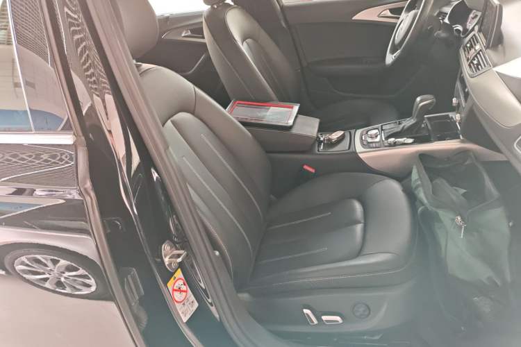 Used Audi A6L 2018 30th Anniversary Edition 35 TFSI Sport Edition
