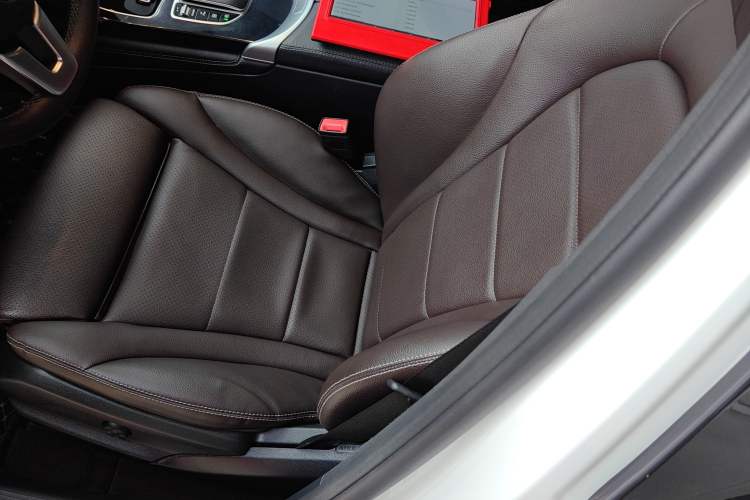 Used Mercedes-Benz GLC 2020 Facelifted GLC 260 L 4MATIC Dynamic Edition