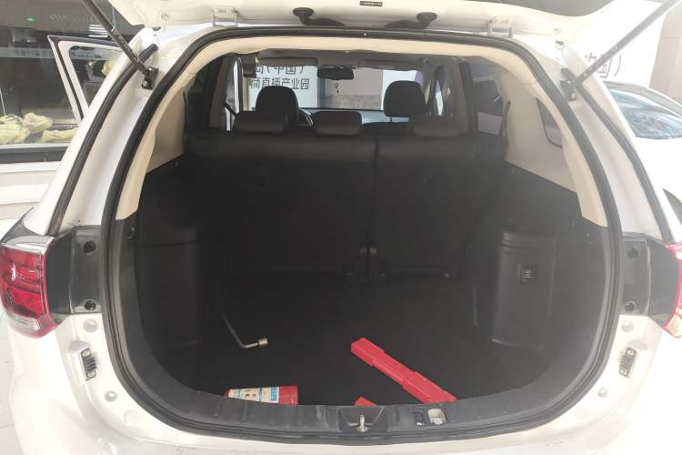 Used Mitsubishi Outlander 2019 2.0L Two-Wheel Drive Comfort Edition 5 Seats China VI Standard
