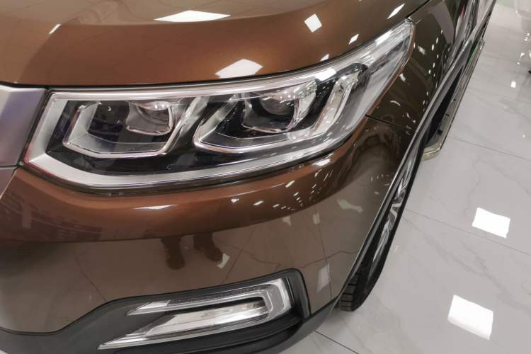 Used Changan CS95 2017 2.0T Two-Wheel Drive Zhituo Edition