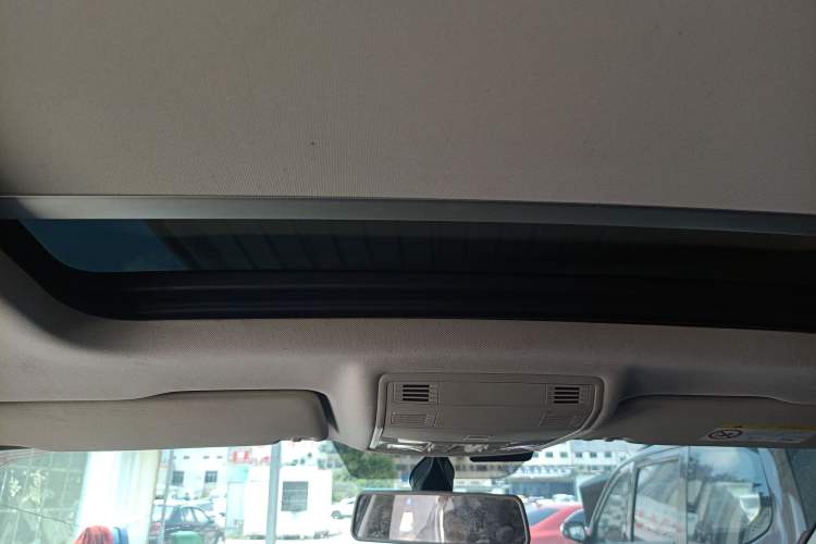 Used Volkswagen Tharu 2021 280TSI Two-Wheel-Drive Luxury Plus Edition
