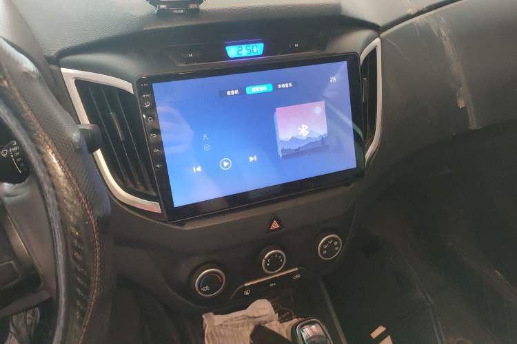 Used Hyundai ix25 2015 1.6L Automatic Two-Wheel Drive Smart GLS Trim
