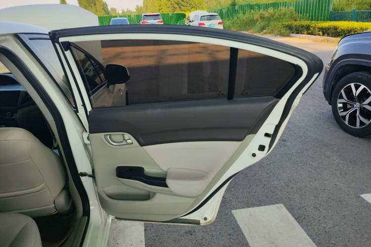 Used Honda Civic 2014 1.8L Automatic Classic Edition
