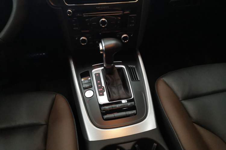 Used Audi Q5 2017 Plus 40 TFSI Technology Model
