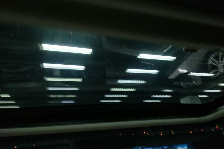 Used Buick GL8 2022 Land Business Class 652T Luxury Model
