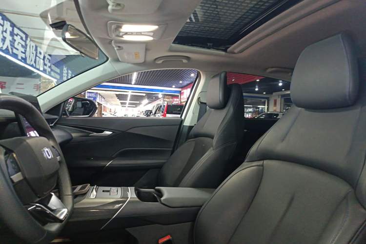 Used  A05 2024 Truly Delicious Version 70" Beyond-Grade Edition