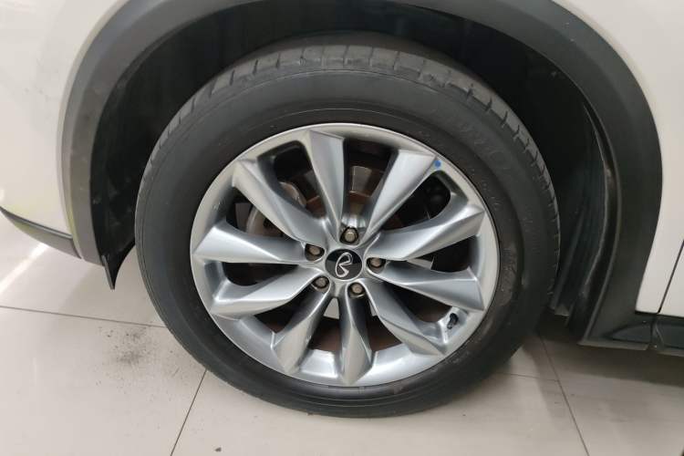 Used Infiniti QX50 2020 Revised Version 2.0T Two-Wheel Drive Fashion Edition
