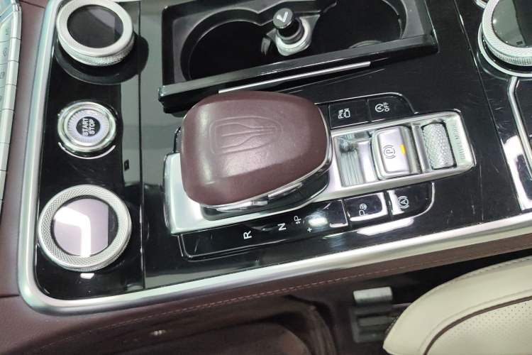 Used Hongqi H9 2022 2.0T Smart Connect Flagship Edition
