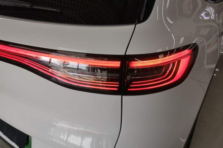 Used  E5 2024 530 km Exploration+ Version
