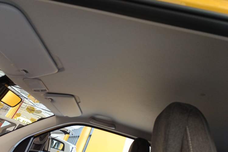 Used Wuling Hongguang MINIEV 2022 Macaron Premium Model – Lithium Iron Phosphate
