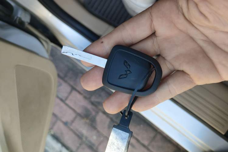 Used Wuling Hongguang 2015 1.5L S1 Standard China V-Emission Standards
