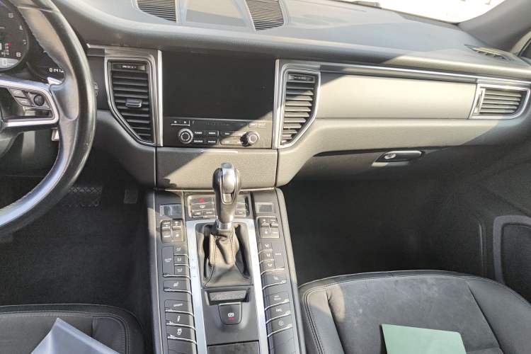 Used Porsche Macan 2017 Macan 2.0T
