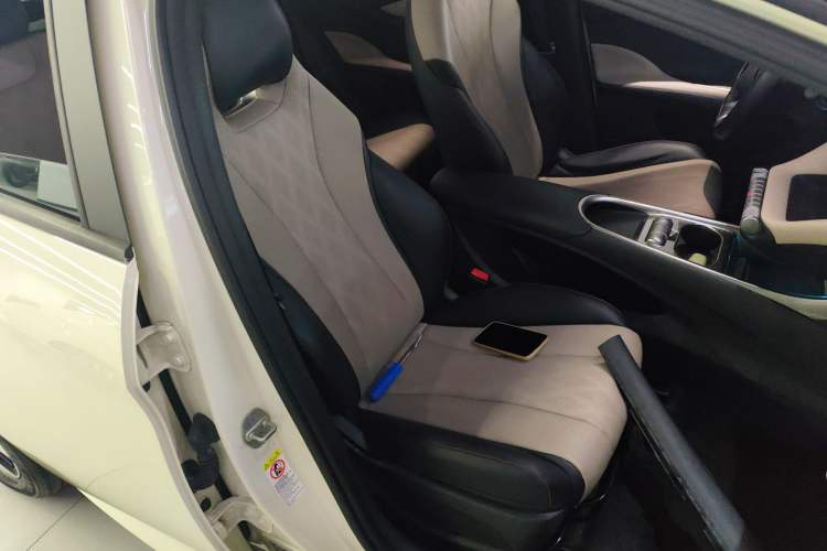 Used BYD Dolphin 2023 420 km Free Version
