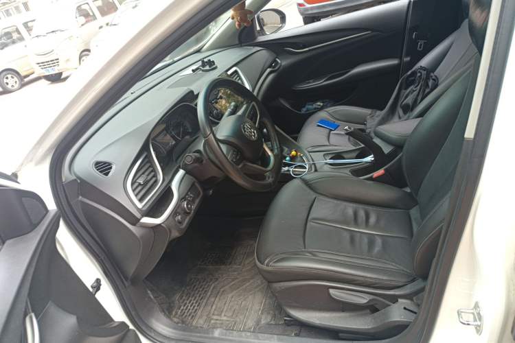 Used Buick GT 2018 18T Automatic Elite Model
