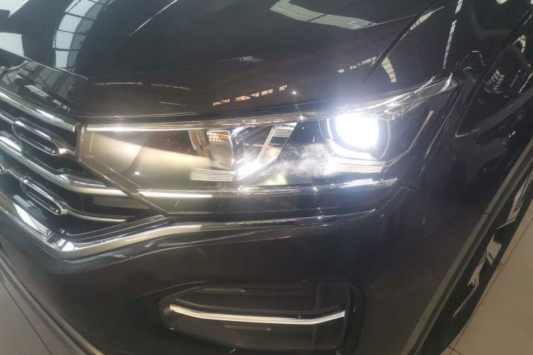 Used Volkswagen Tayron 2019 330TSI Two-Wheel Drive Luxury Model China VI Standard