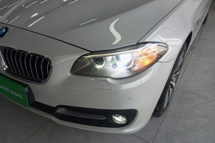 Used BMW 5 Series 2017 525Li Leading Model
