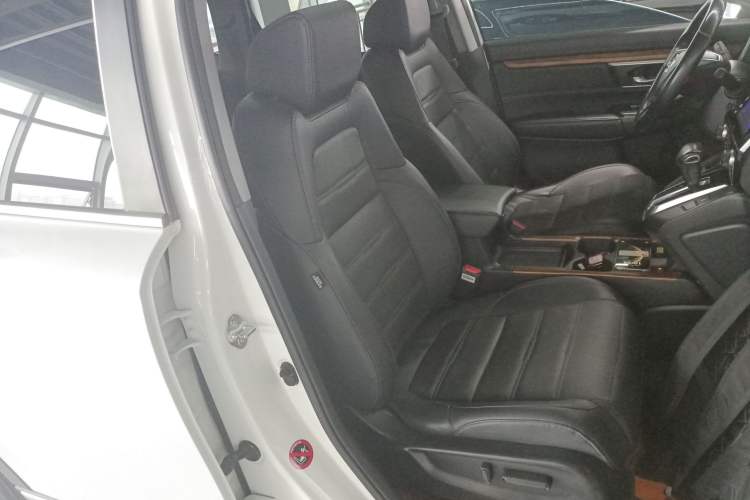 Used Honda CR-V 2021 240TURBO CVT 2WD Fashion Edition
