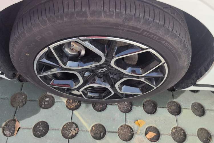 Used  A07 2025 Blue Whale Pure Electric 710 Flagship Model
