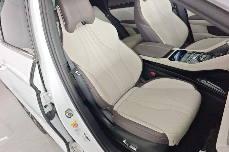 Used BYD Song PLUS New Energy 2025 DM-i Smart Drive 112KM Prestige Model
