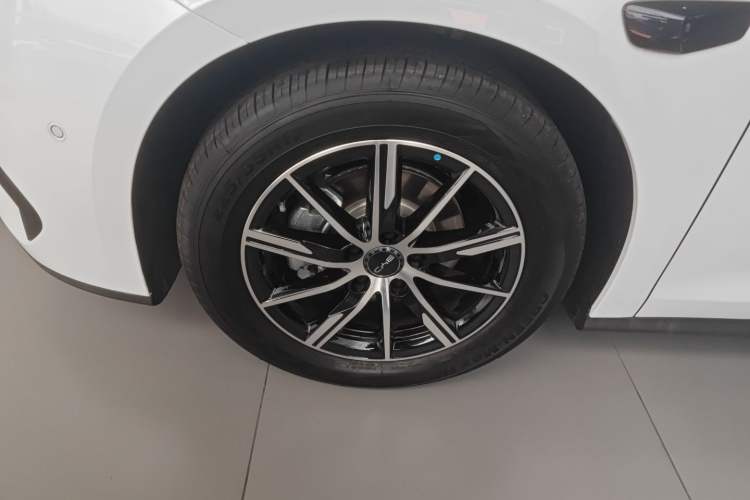Used BYD Seal 06 New Energy 2025 DM-i Smart Drive 120KM Deluxe Model

