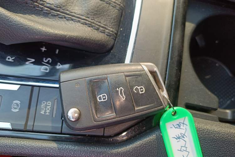 Used Volkswagen Lamando 2017 280TSI DSG Comfort Edition
