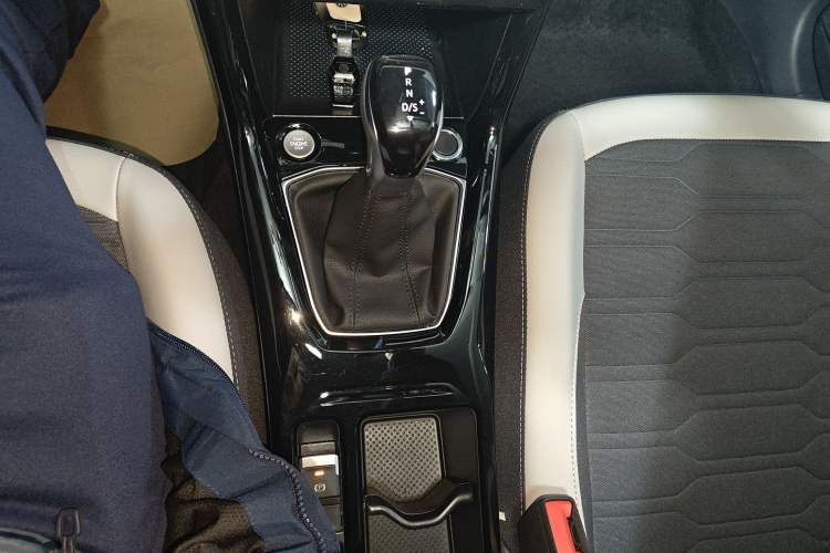 Used Volkswagen Tharu 2025 New Sharp 300TSI Ambitious Edition
