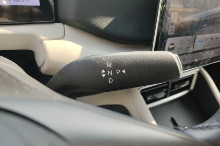 Used BYD Yuan UP 2025 Intelligent Driving Version 401 km Leading Edition