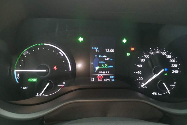 Used Toyota Sienna 2023 2.5L Hybrid Comfort Edition
