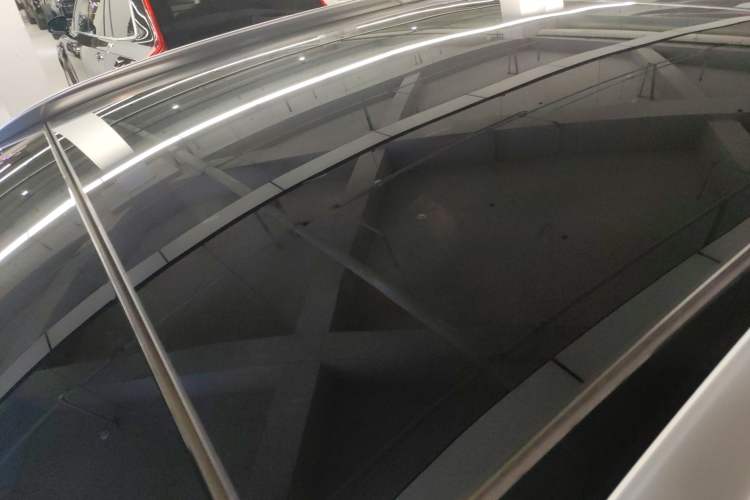 Used Mercedes-Benz GLC 2022 Refreshed GLC 260 L 4MATIC Dynamic Edition
