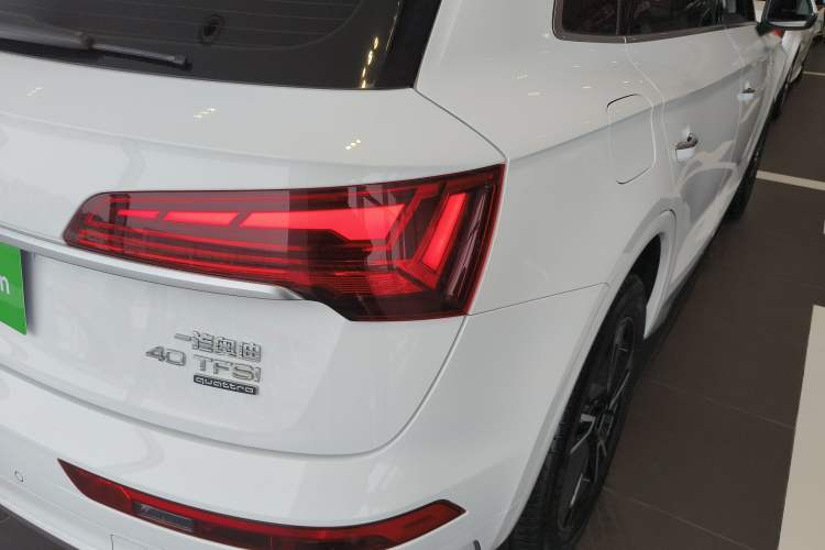 Used Audi Q5L 2024 40 TFSI Fashion Dynamic Model