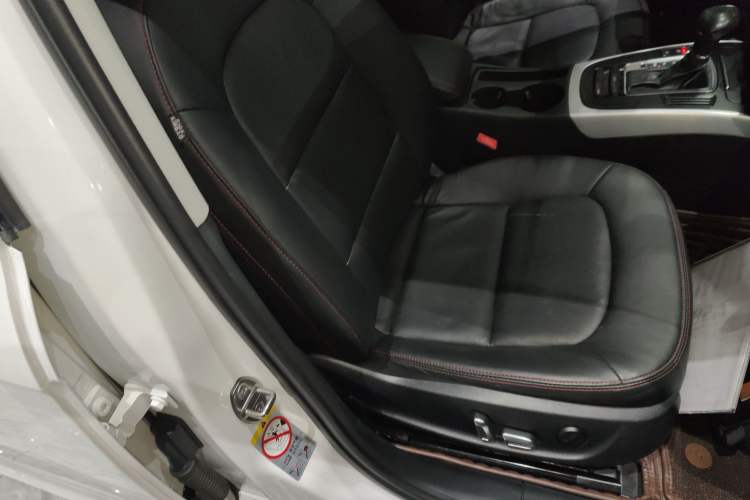 Used Audi A4L 2016 30 TFSI Collector's Edition Automatic Comfort Model
