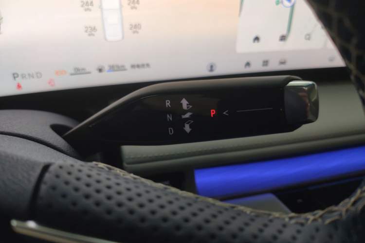 Used Buick GL8 New Energy 2024 Lu Zun Luxury Edition 6-Seater
