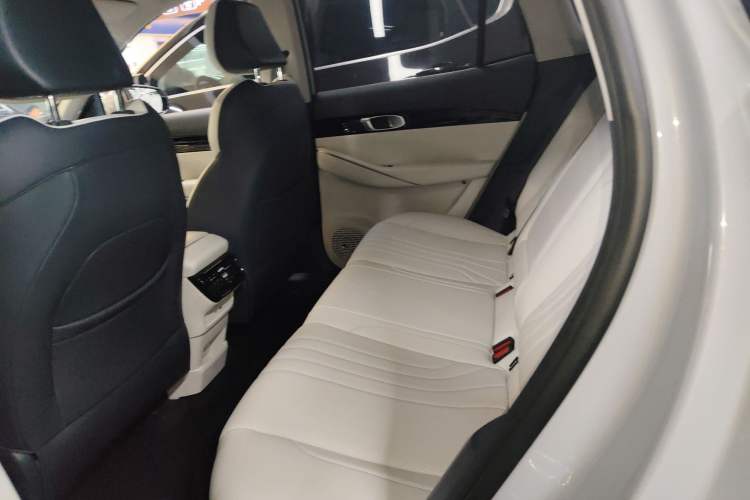 Used  E5 2024 530 km Exploration+ Version
