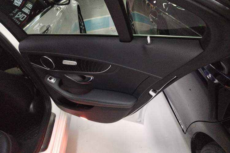 Used Mercedes-Benz C-Class 2018 C 180 L Fashion Edition Sport Version
