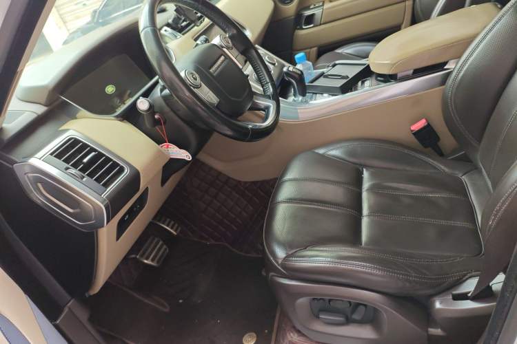 Used Land Rover Range Rover Sport 2014 3.0 SC V6 HSE DYNAMIC

