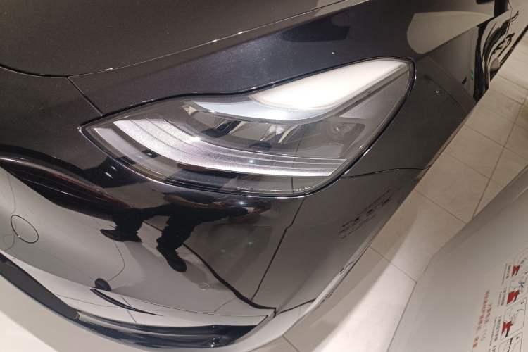 Used Tesla Model Y 2022 Rear-Wheel-Drive Version